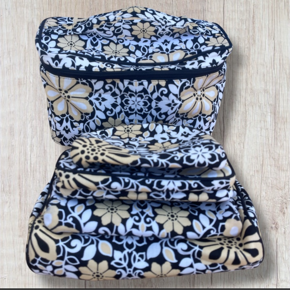 4 Varying Sizes Once Upon a Rose Makeup Cosmetics Floral Cloth Travel Bags